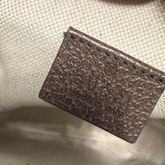 Gucci Neo Vintage GG Supreme Mini Crossbody Bag - Picture 6 of 7